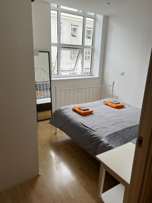 Stunning 2 Bed Flat! Centrally Located In London, Uk! Bagian luar foto