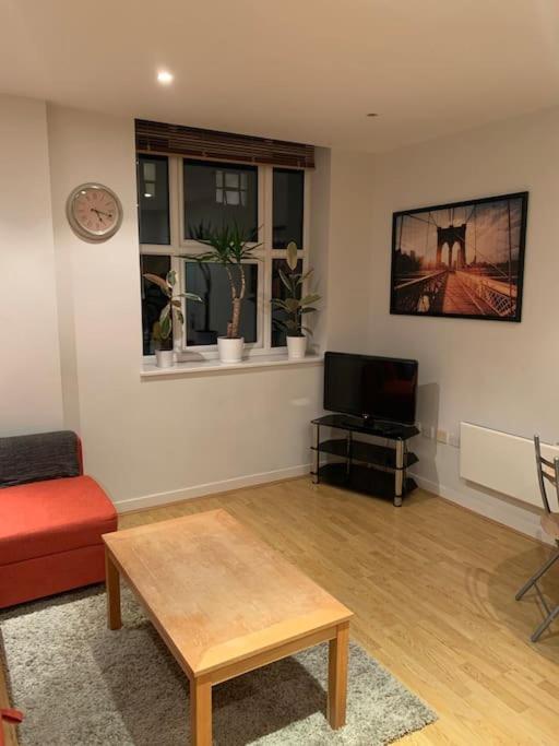Stunning 2 Bed Flat! Centrally Located In London, Uk! Bagian luar foto